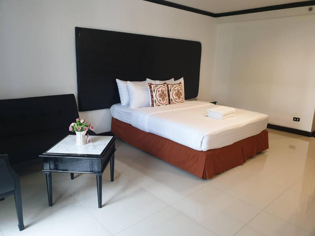 Town In Town Gardent Resort Bangkok Eksteriør bilde