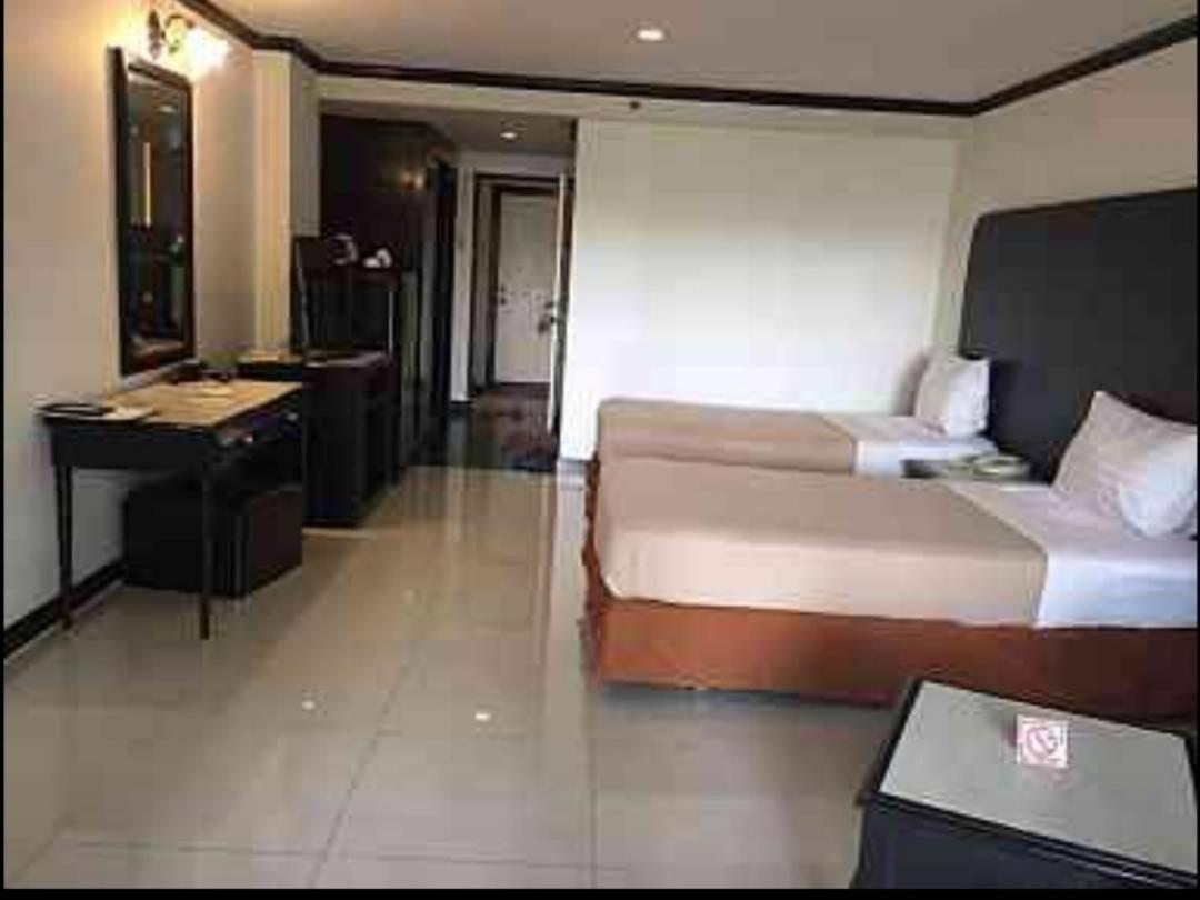 Town In Town Gardent Resort Bangkok Eksteriør bilde