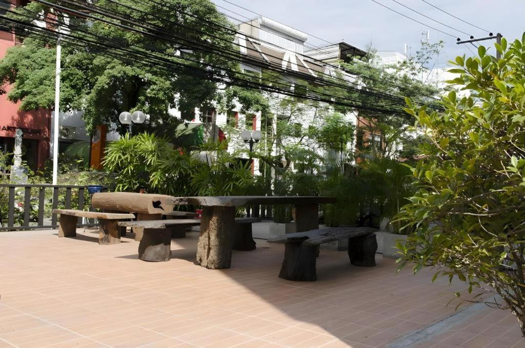 Town In Town Gardent Resort Bangkok Eksteriør bilde