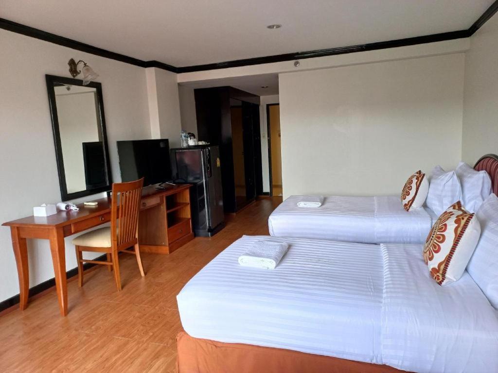 Town In Town Gardent Resort Bangkok Eksteriør bilde